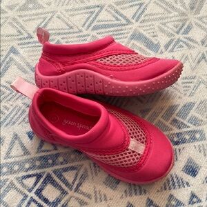 Green Sprouts Size 5 Toddler Water Shoes